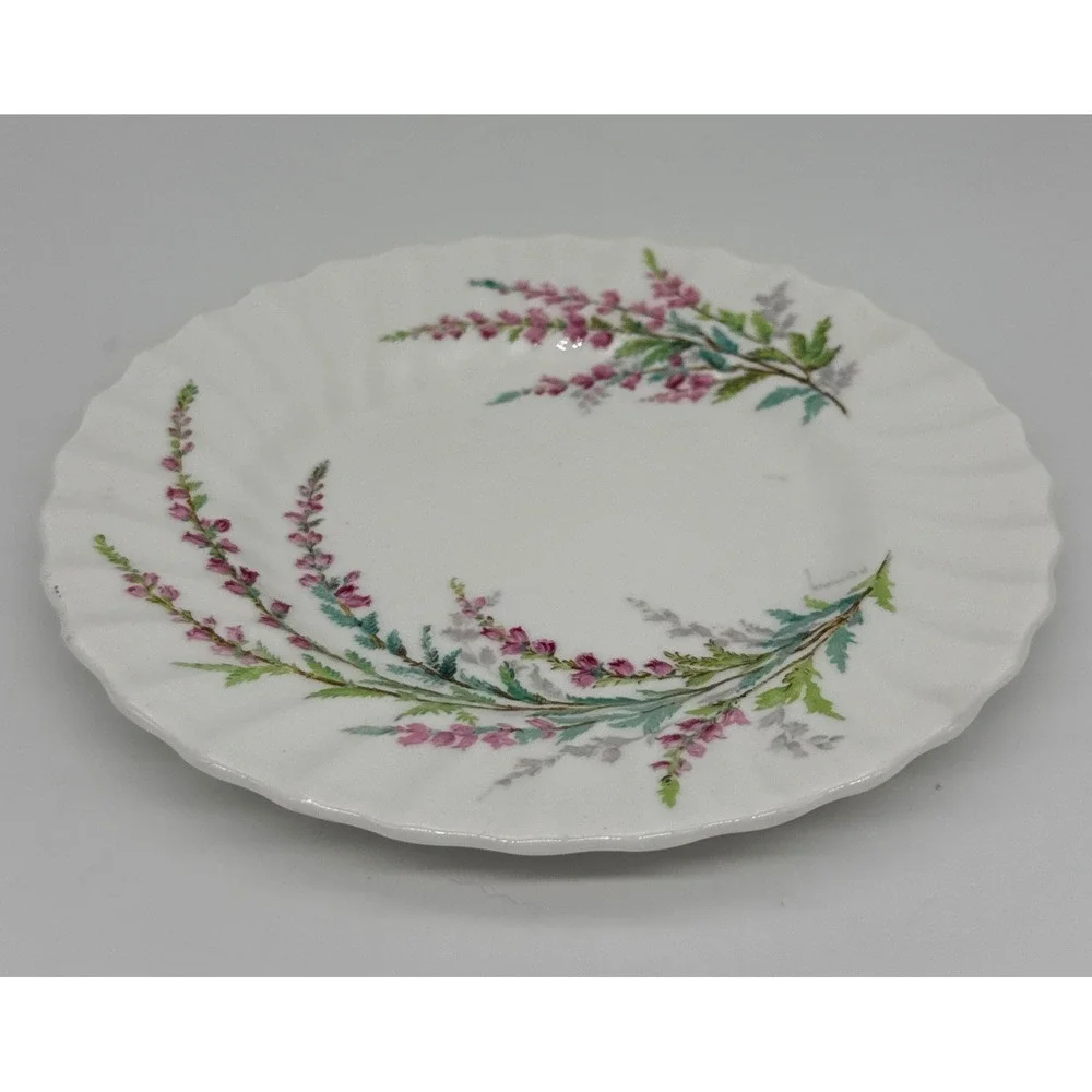 Royal Doulton Bell Heather H4828 Bone China Scalloped Bread Plate 6in Made in UK